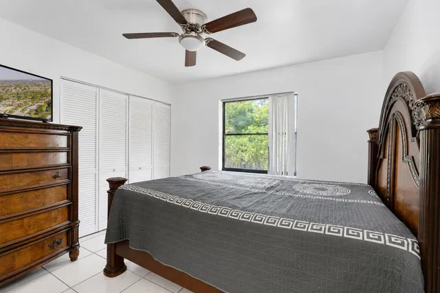 Residence photo 14