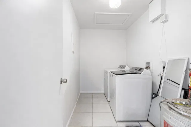 Residence photo 16