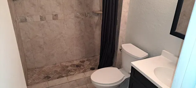  Unit D307 photo 20