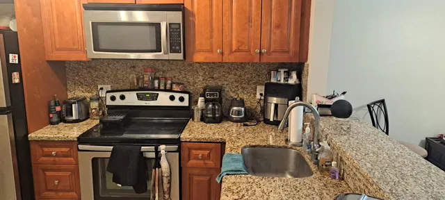  Unit D307 photo 21