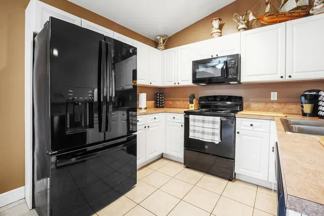 Residence photo 12