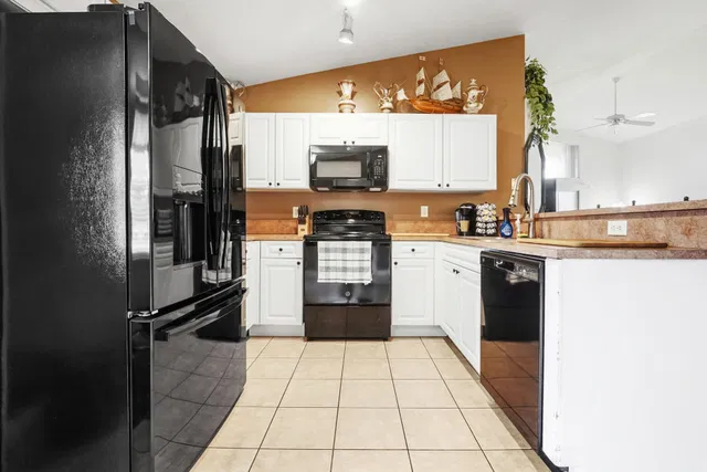 Residence photo 13