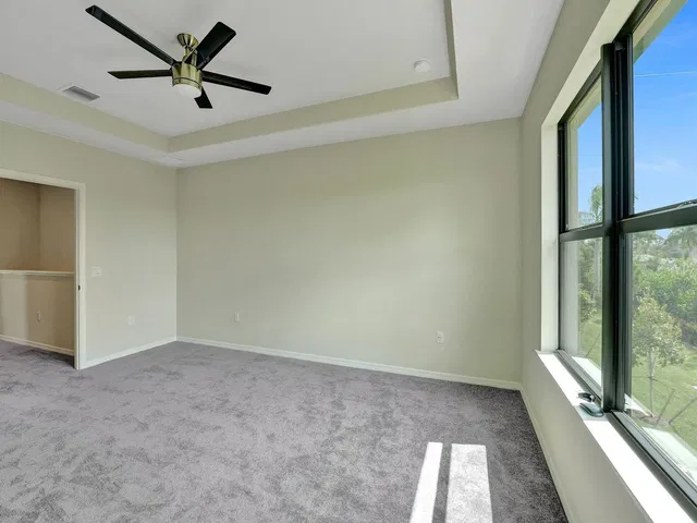  Residence photo 21