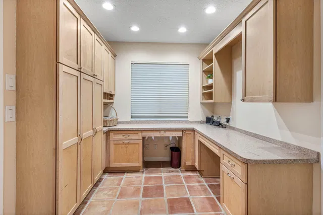Residence photo 16