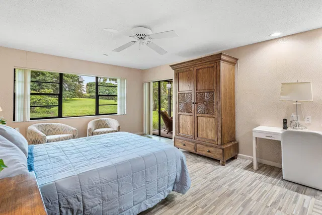 Residence photo 27
