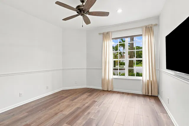  Residence photo 29