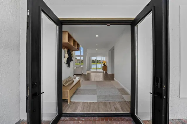 Residence photo 5