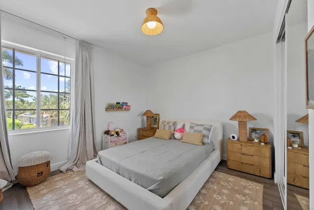 Residence photo 29