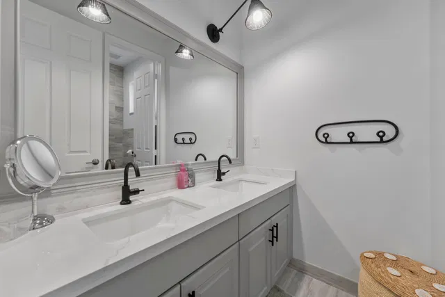 Residence photo 34