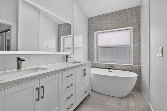 Residence photo 21