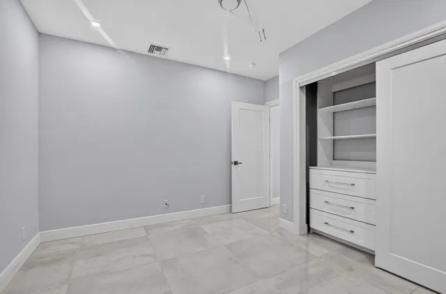 Residence photo 35