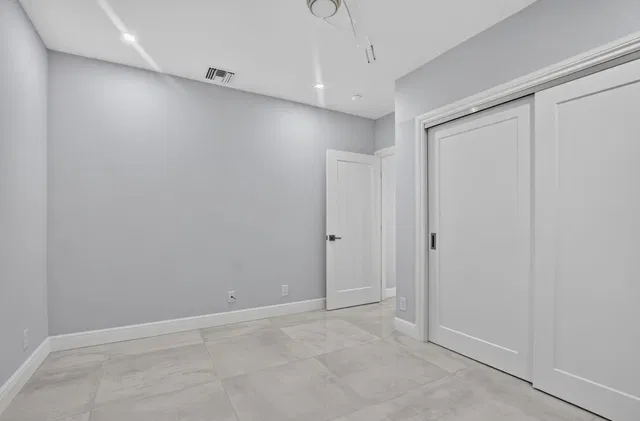 Residence photo 37