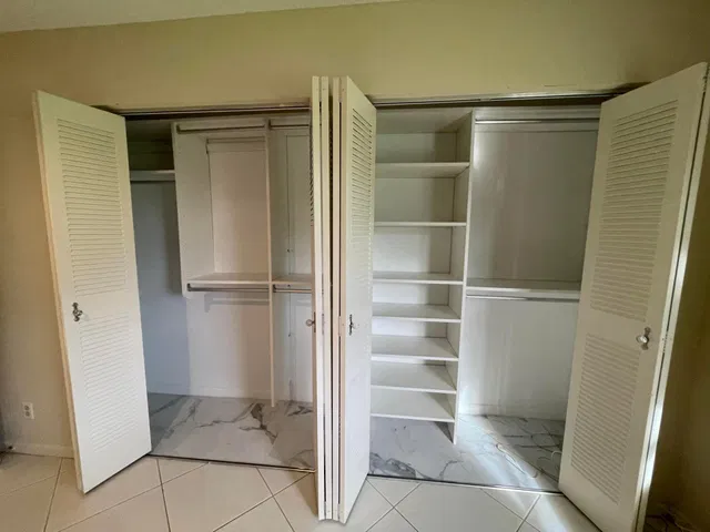 Unit A photo 19