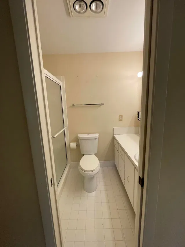  Unit A photo 20
