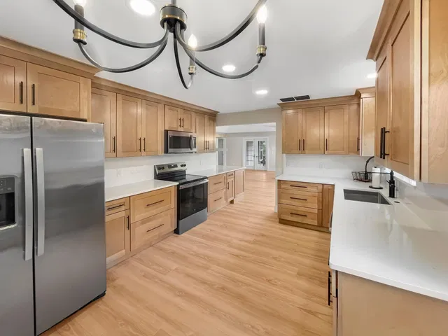 Monarch Country Club Residence photo 9