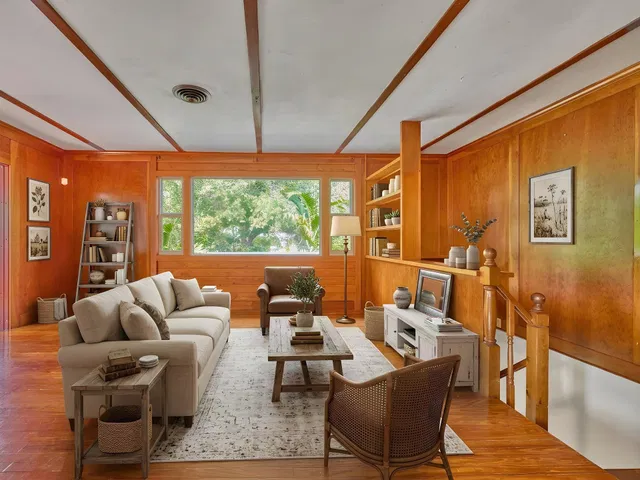  Residence photo 17