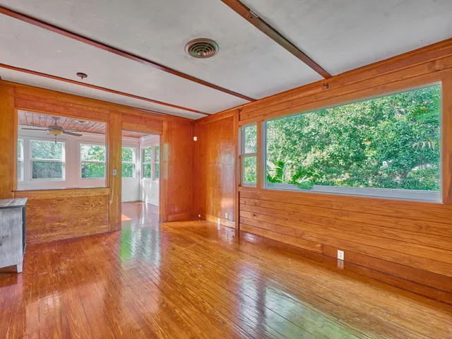  Residence photo 24