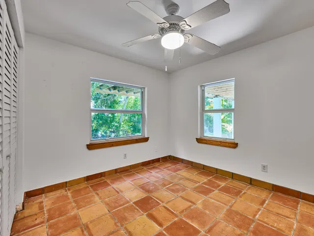  Residence photo 59