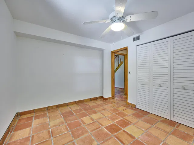  Residence photo 62
