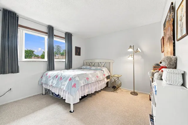 Residence photo 16