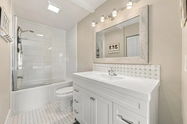 Residence photo 20