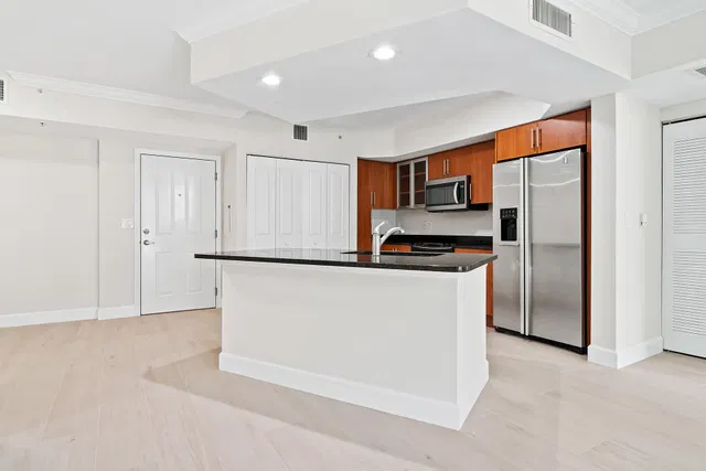The Prado Unit 636 photo 4