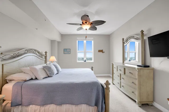 Unit 1213 photo 10