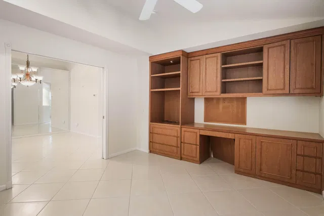 Residence photo 26
