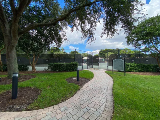 Residence photo 71
