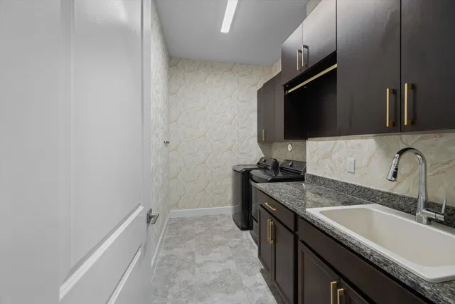 Residence photo 48
