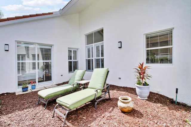 Residence photo 11