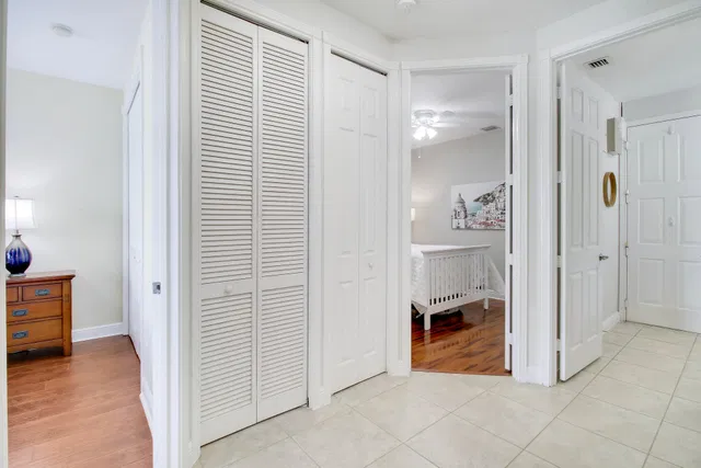 Residence photo 36