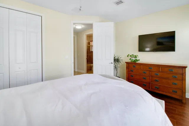 Residence photo 37