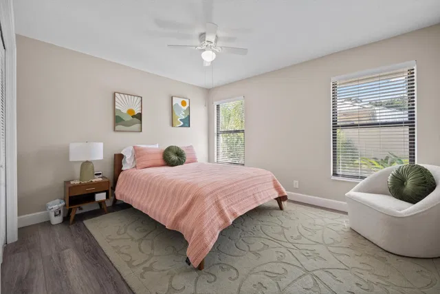 Residence photo 26