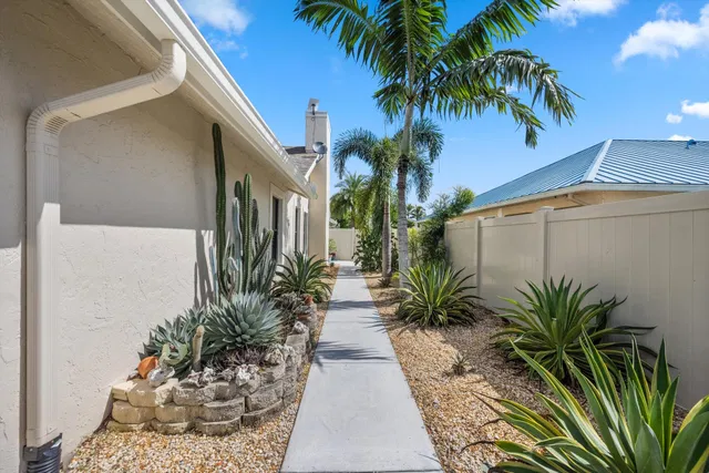Residence photo 33