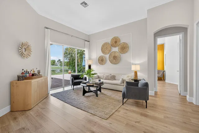 Residence photo 9
