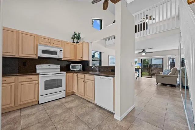 Residence photo 5
