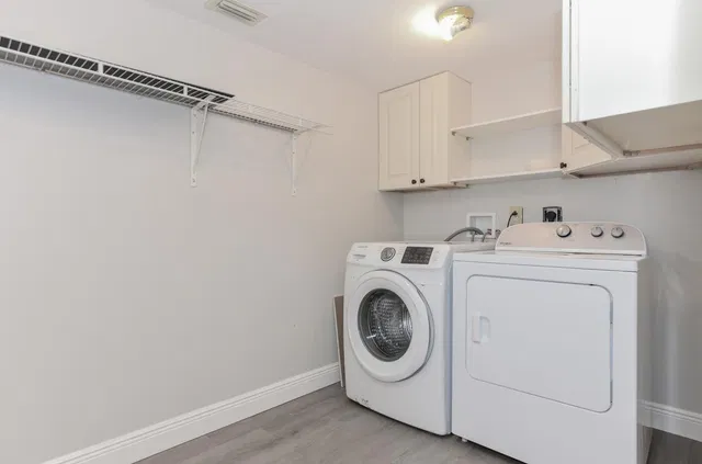 Unit C photo 28