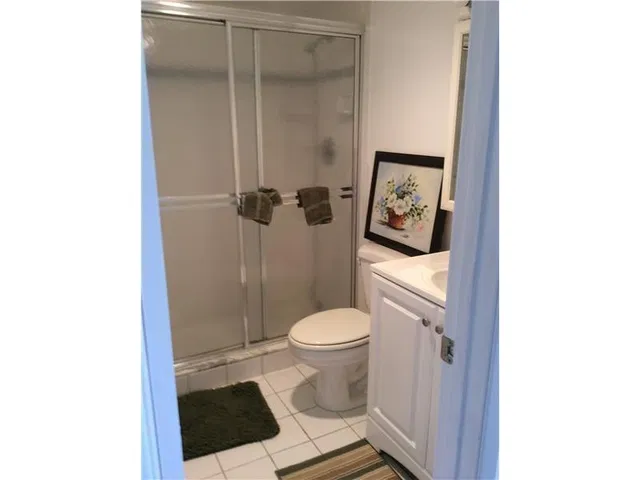 Unit 107 photo 7