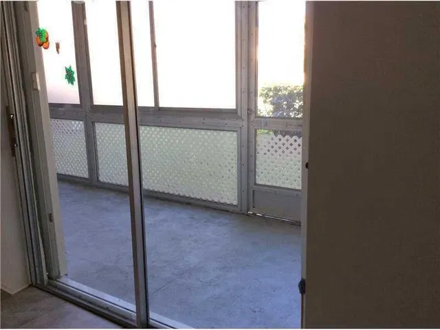 Unit 107 photo 10