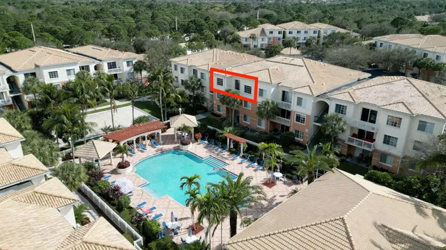 Residence photo 2