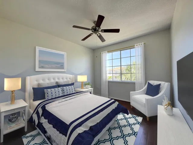 Residence photo 11