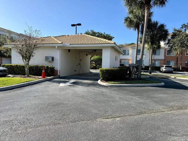 Residence photo 23