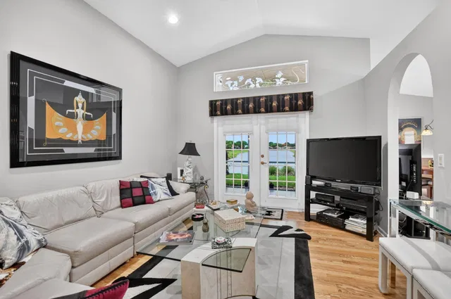 Residence photo 15