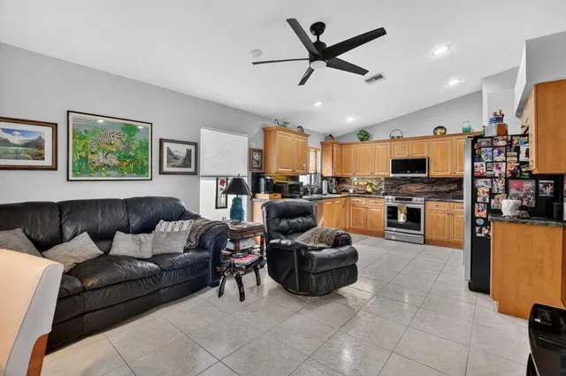 Residence photo 23