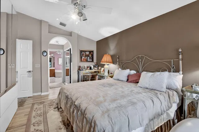 Residence photo 27