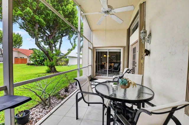 Residence photo 38