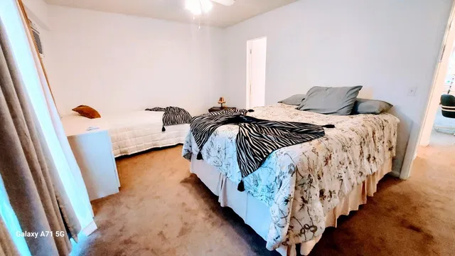 Residence photo 8