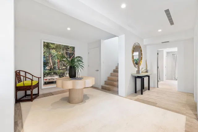 North End Palm Beach Residence photo 6