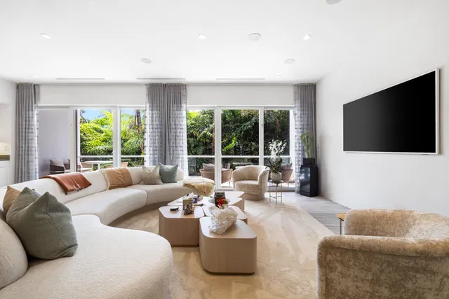 North End Palm Beach Residence photo 11